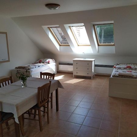 Apartment Koprivovi Nemcicky  ภายนอก รูปภาพ