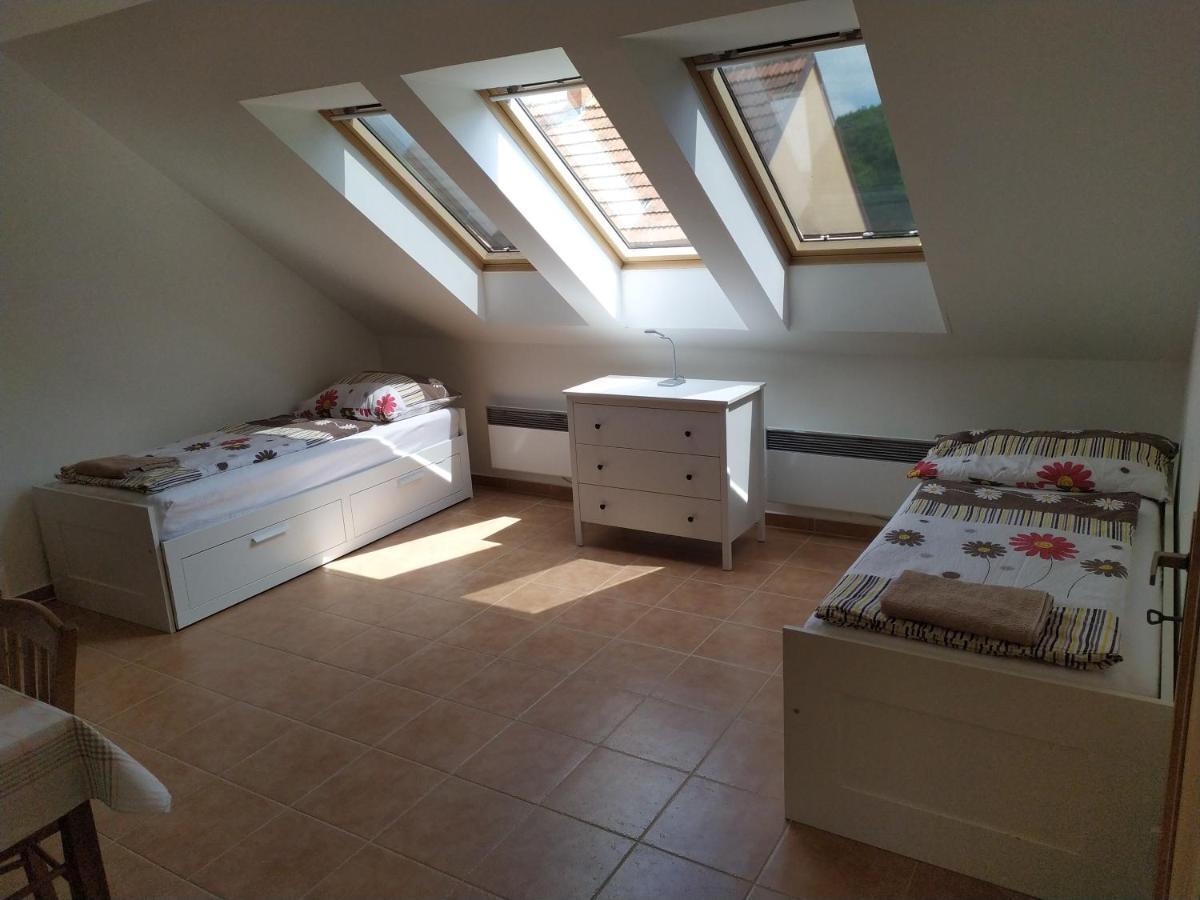 Apartment Koprivovi Nemcicky  ภายนอก รูปภาพ