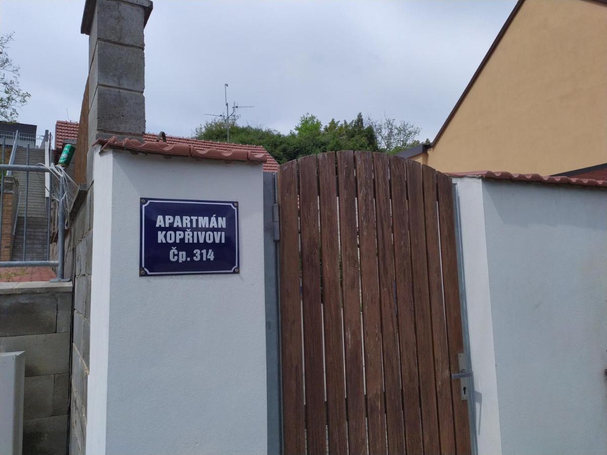 Apartment Koprivovi Nemcicky  ภายนอก รูปภาพ
